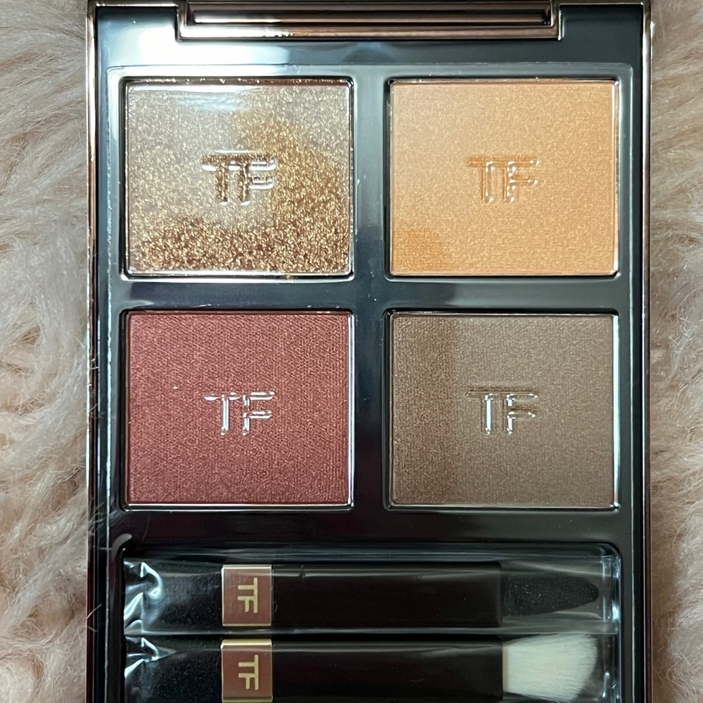 Tom Ford Eyeshadow Quad - Gold, Peach, Rose, Taupe